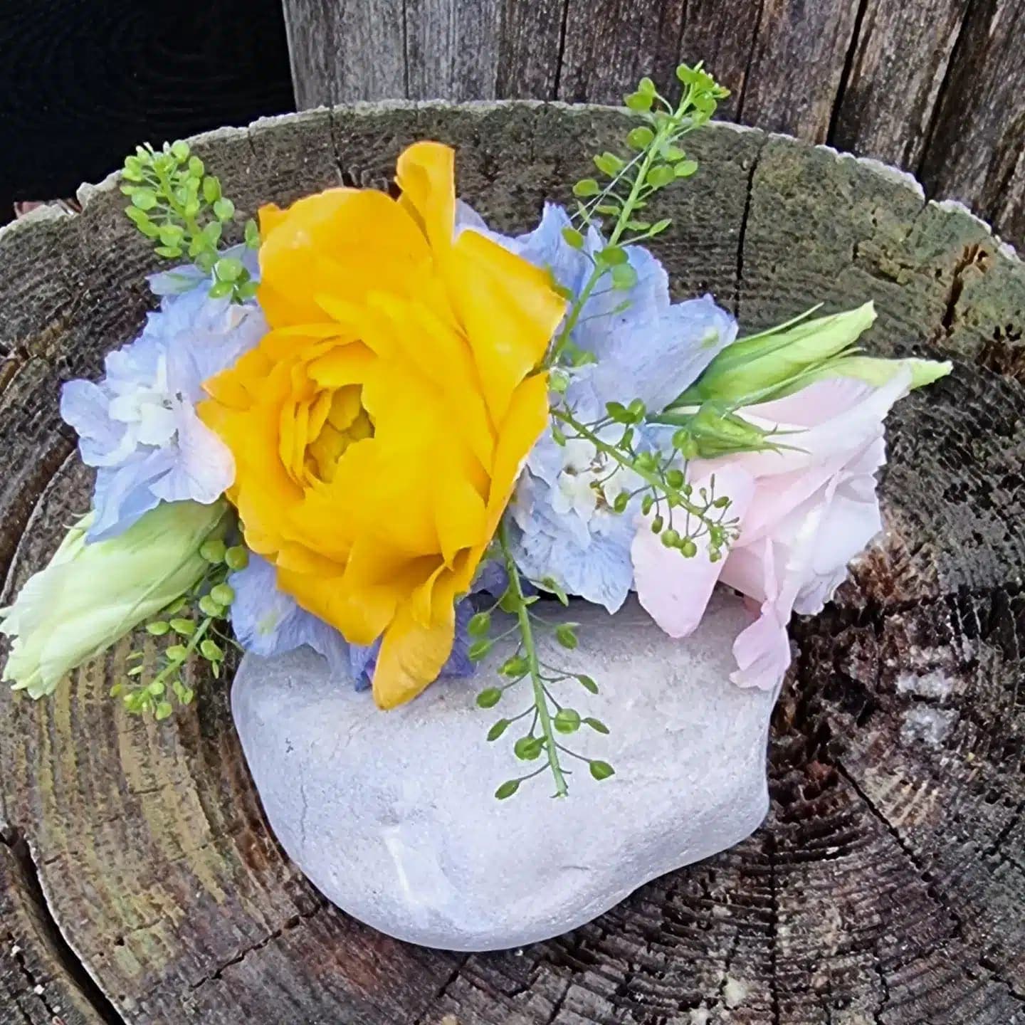 Brudepigebuket fra Miss Liss Blomster – billede 36