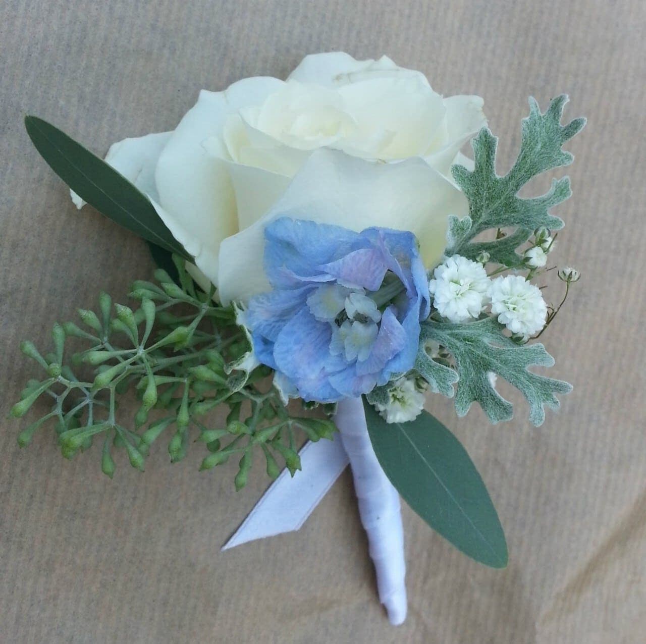 Knaphulsblomst fra Miss Liss Blomster – billede 8
