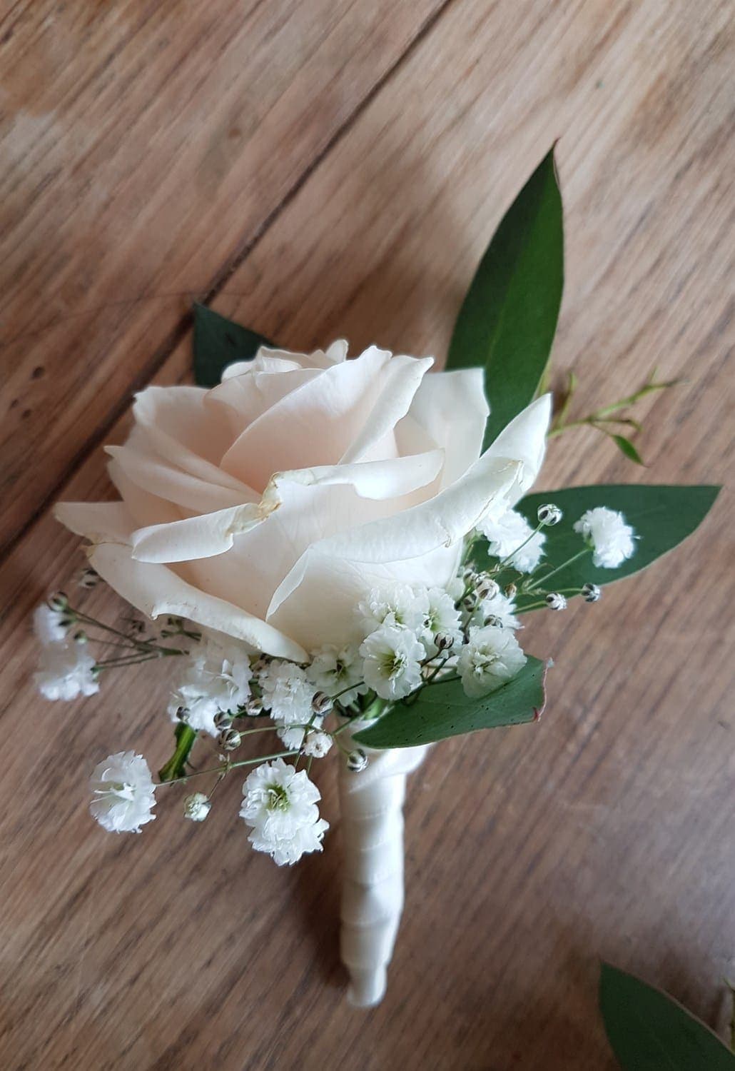 Knaphulsblomst fra Miss Liss Blomster – billede 9