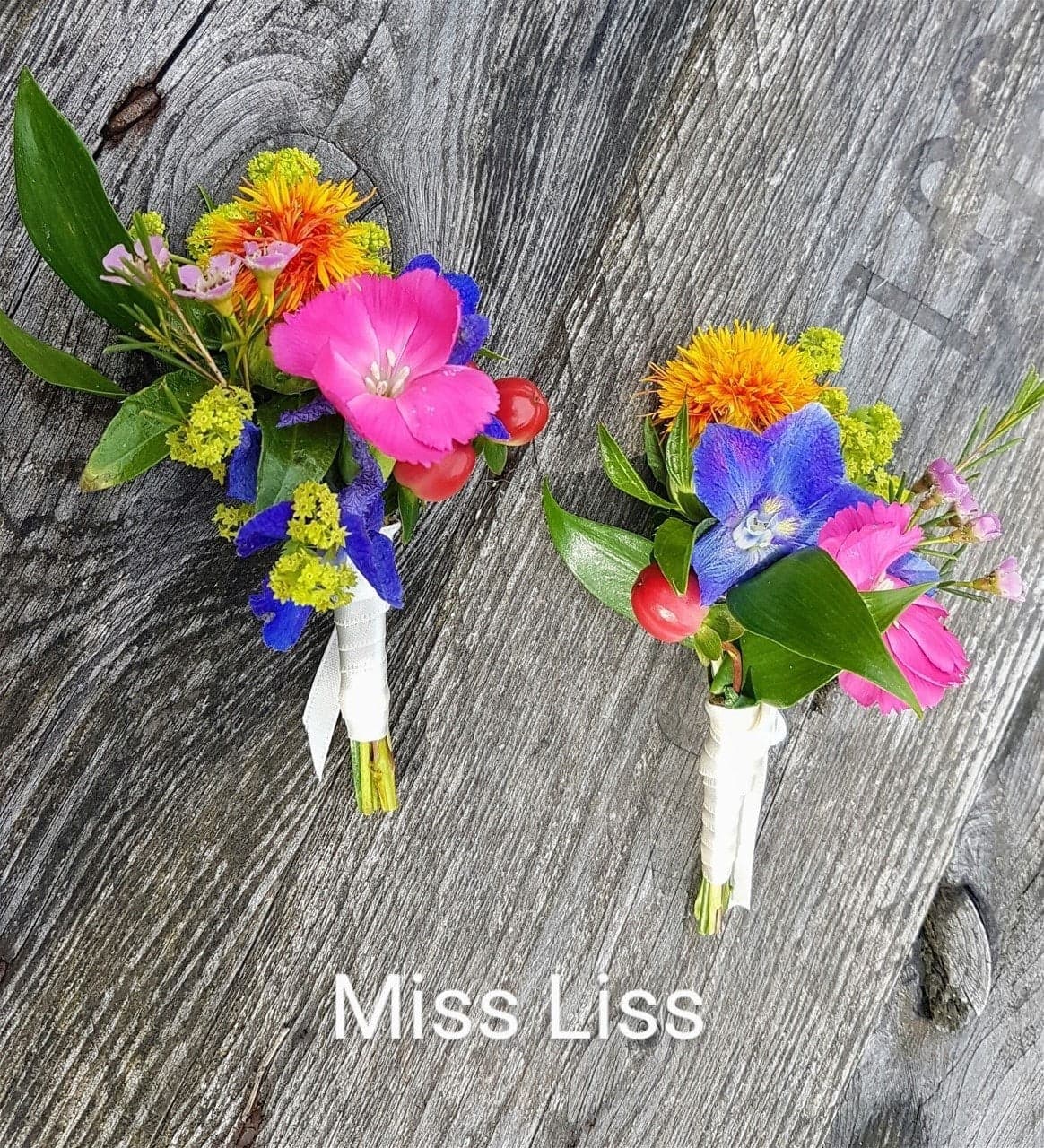 Knaphulsblomst „Bryllup__knaphulsblomster“ fra Miss Liss Blomster
