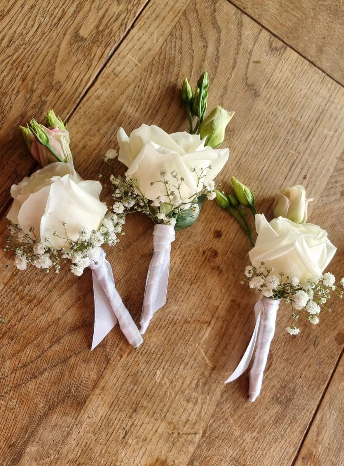Knaphulsblomst fra Miss Liss Blomster – billede 51