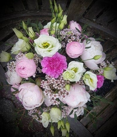 Buket „Soft Breeze buket“ fra Miss Liss Blomster
