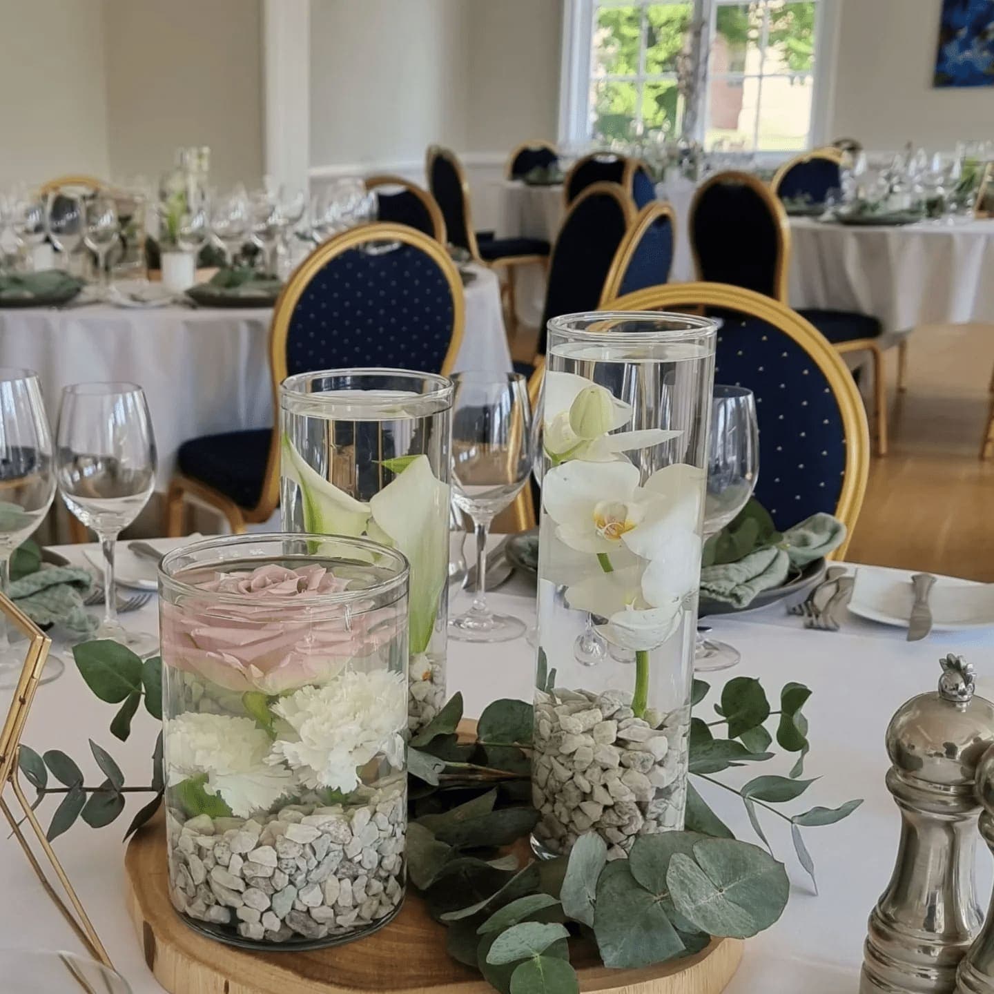 Blomsterdekoration til fest fra Miss Liss Blomster – billede 101
