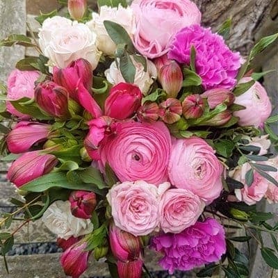 Buket „Pink skal det være buket“ fra Miss Liss Blomster